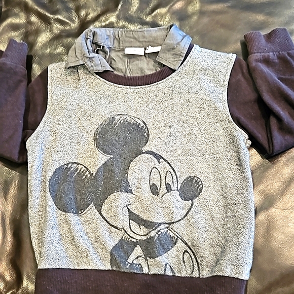 Disney Other - Mickey Sweater